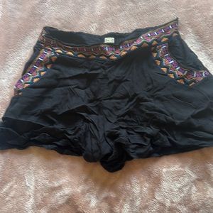 Flowy black skort with pockets super lightweight